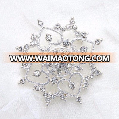 flower design high quality wedding cake crystal rhinestone brooch for wholesale 2016